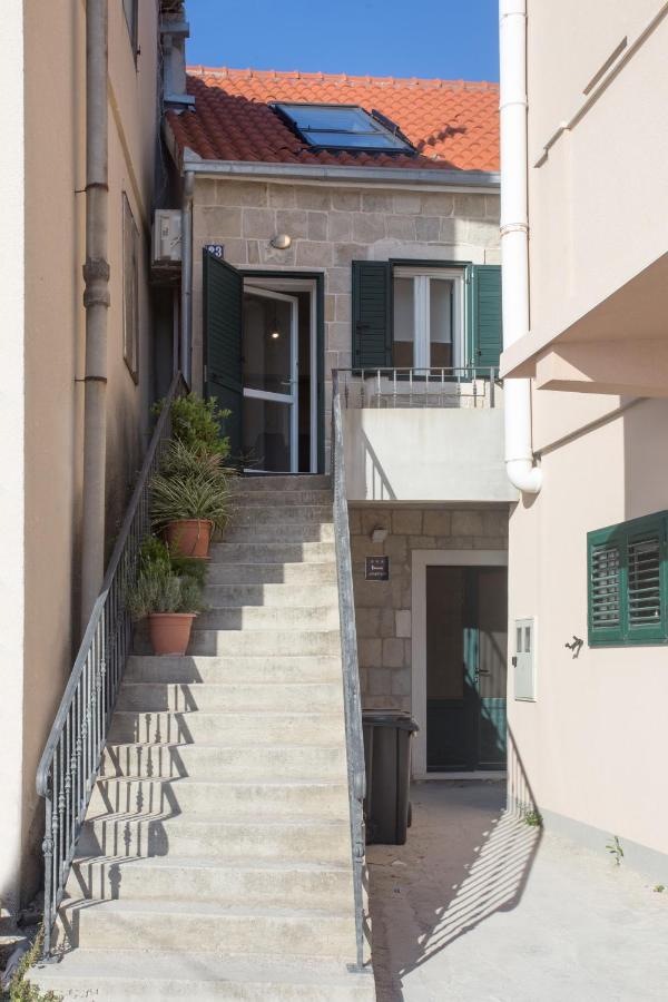 Beach Apartment Korina Sumpetar ภายนอก รูปภาพ