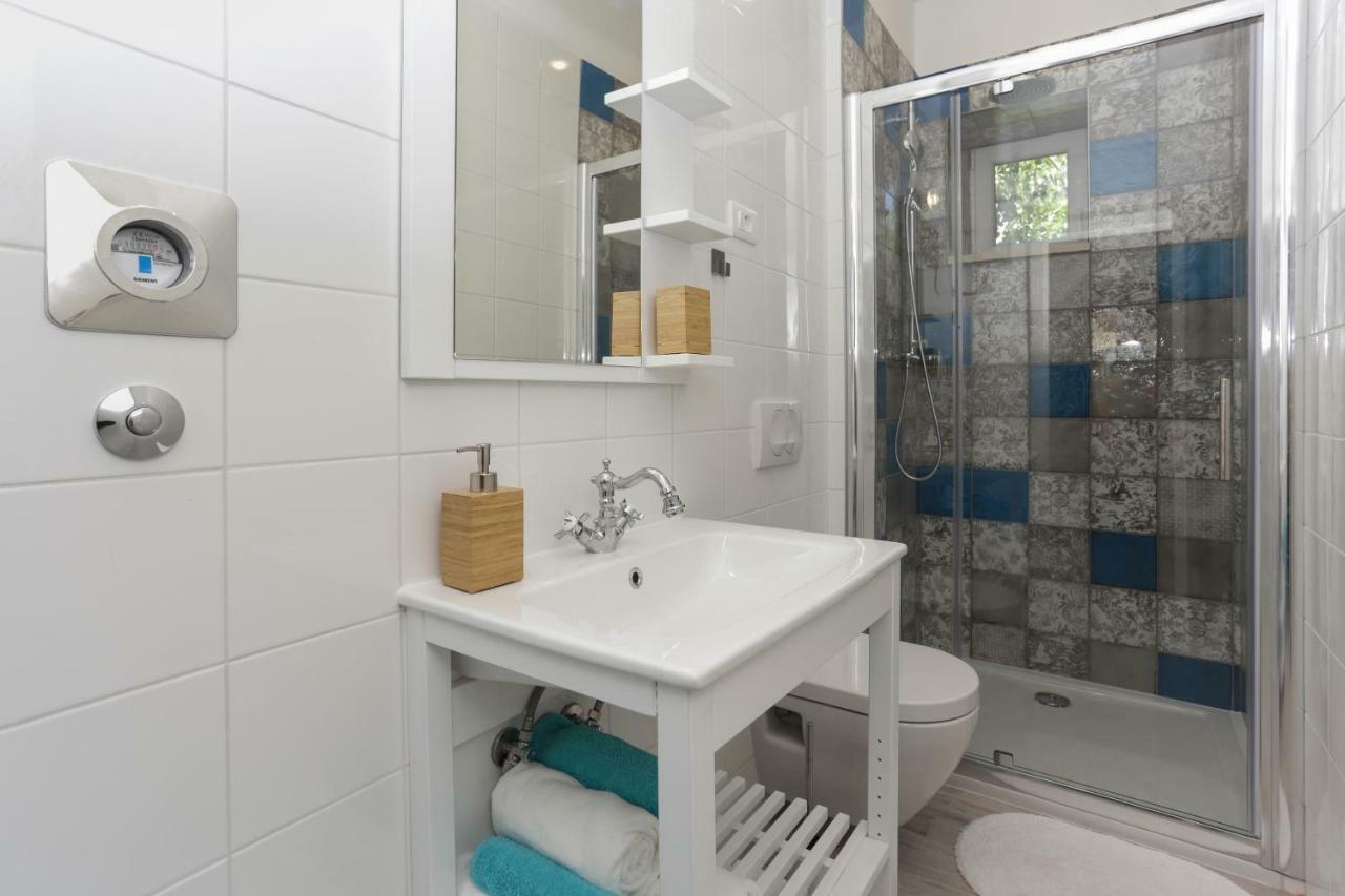 Beach Apartment Korina Sumpetar ภายนอก รูปภาพ