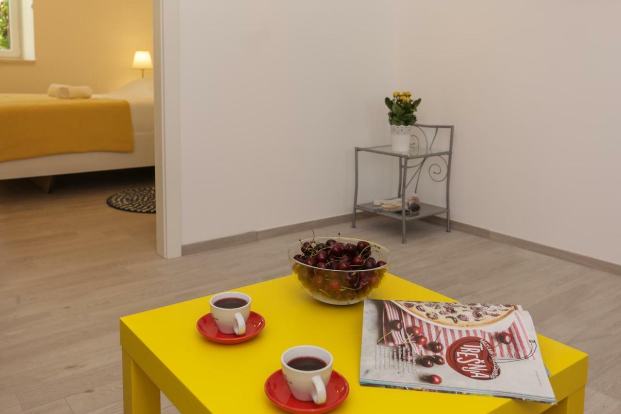 Beach Apartment Korina Sumpetar ภายนอก รูปภาพ
