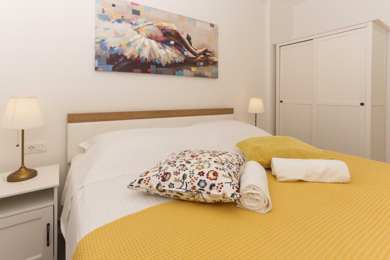 Beach Apartment Korina Sumpetar ภายนอก รูปภาพ