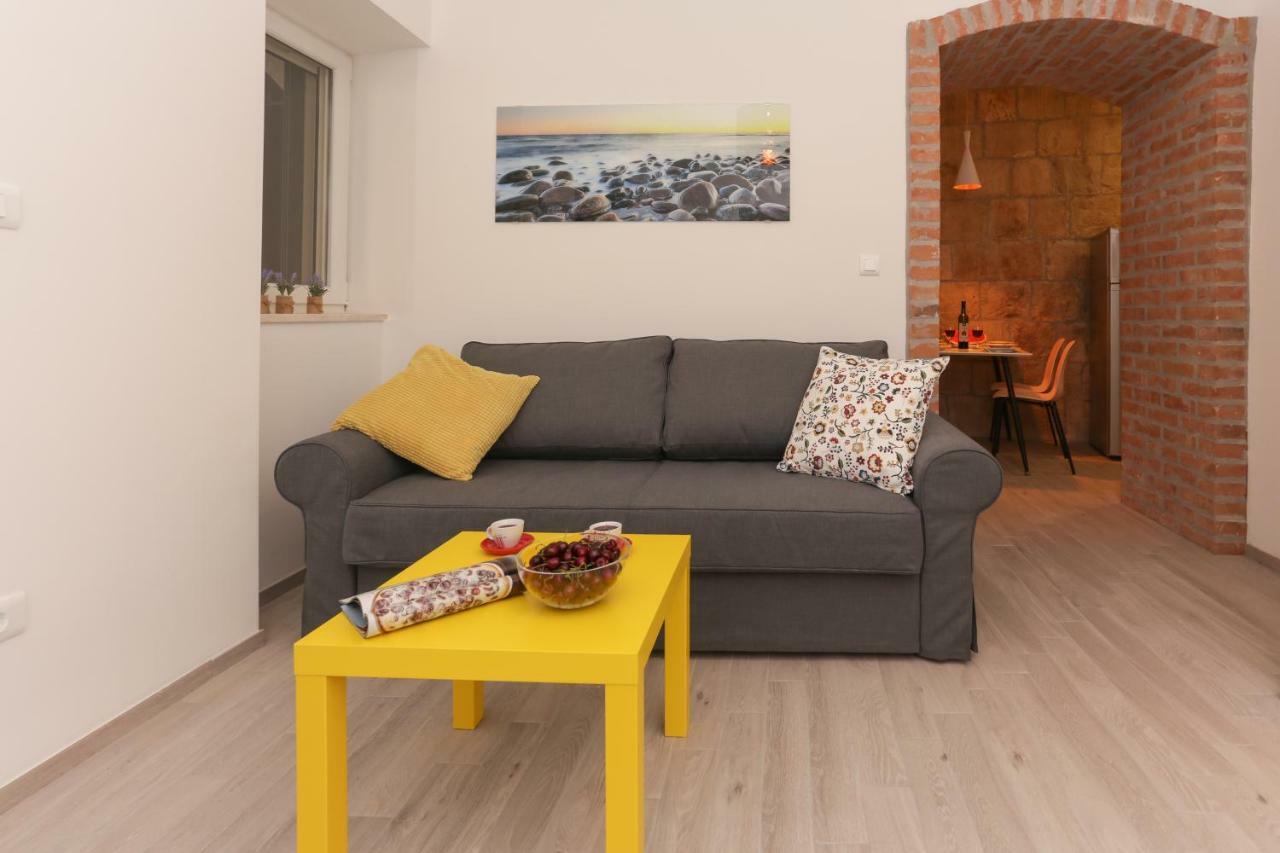 Beach Apartment Korina Sumpetar ภายนอก รูปภาพ